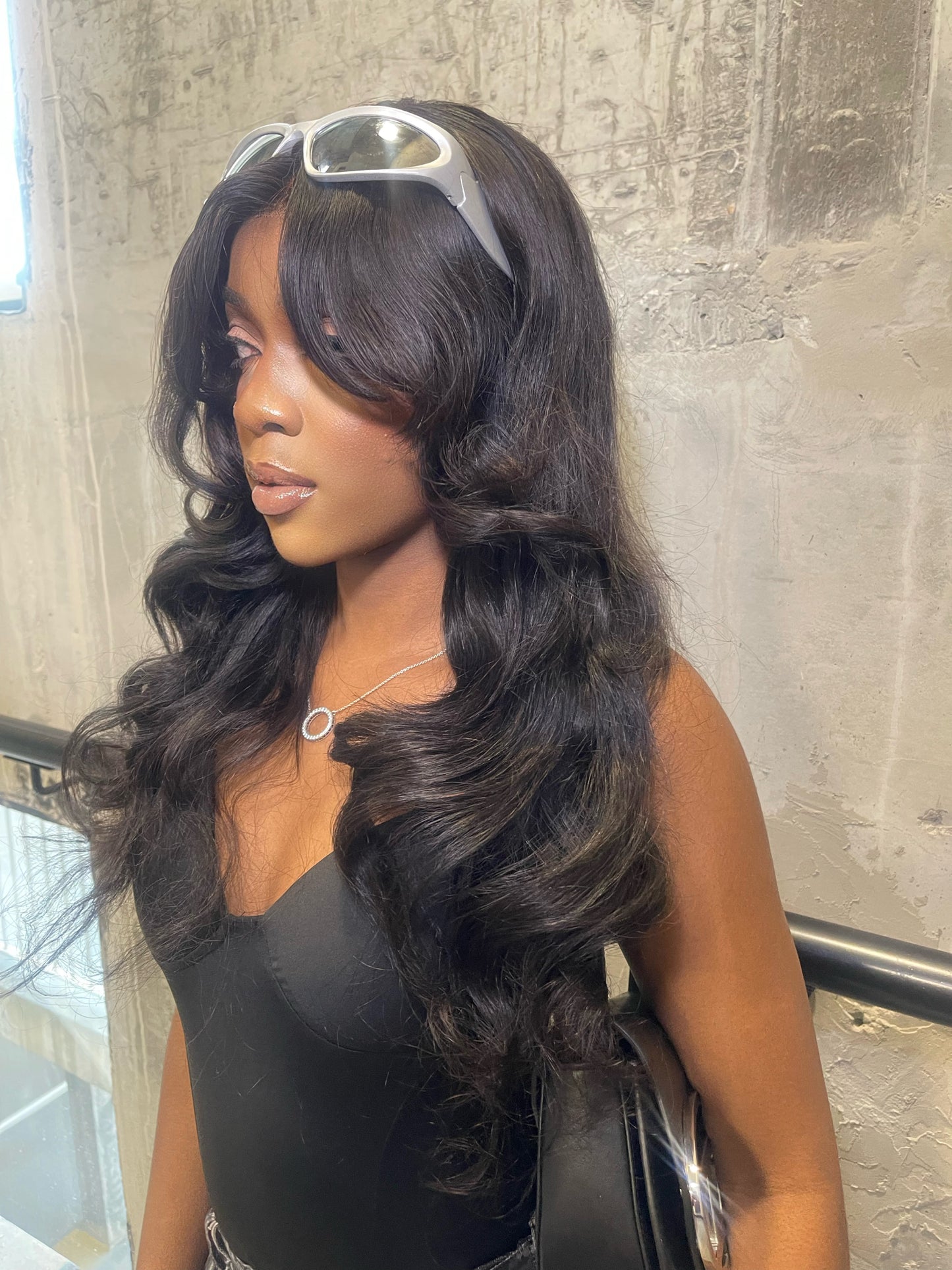LILAH UNIT ( GLUELESS WIG)
